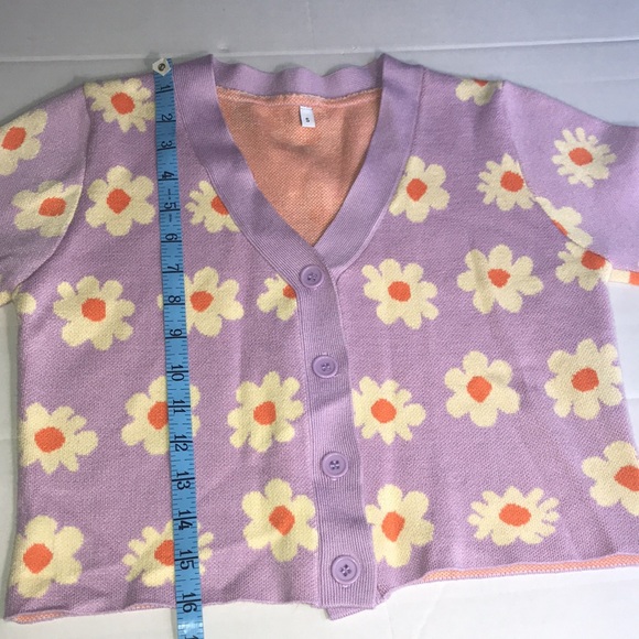 Soft Girl Daisy Lilac Crop Sweater size S - Picture 8 of 11